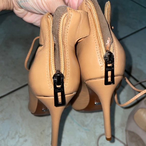 Schutz stap heels - Picture 2 of 4